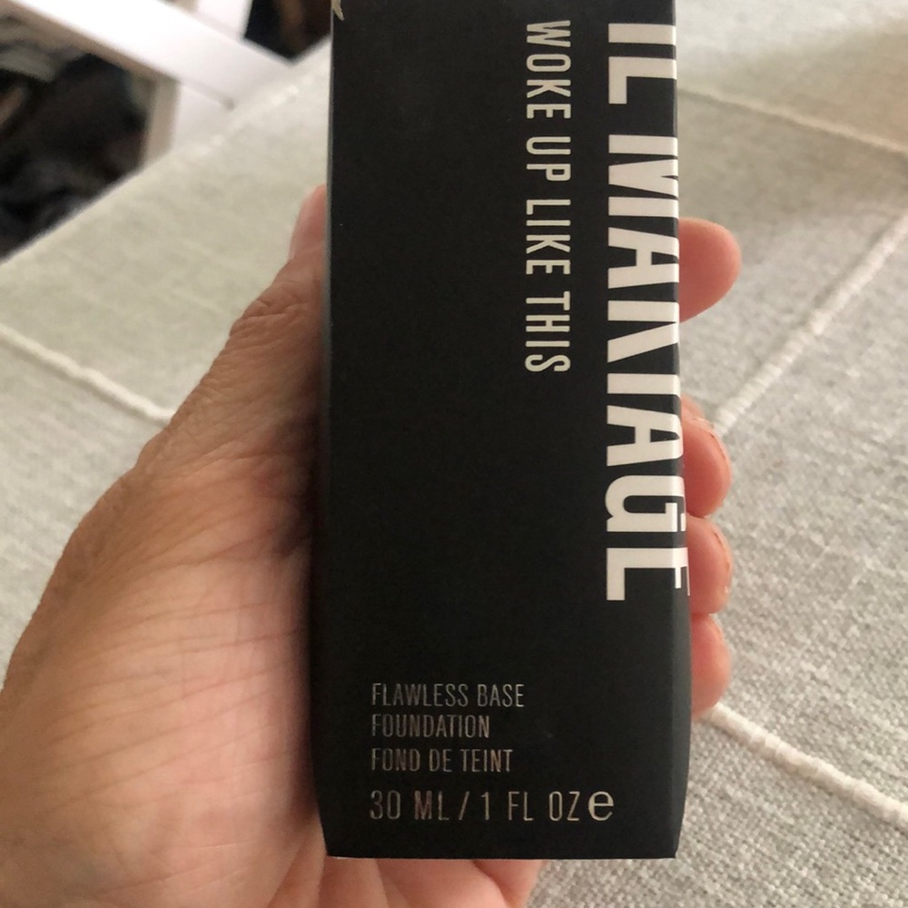 NIB Il Makiage Woke up Like This 060